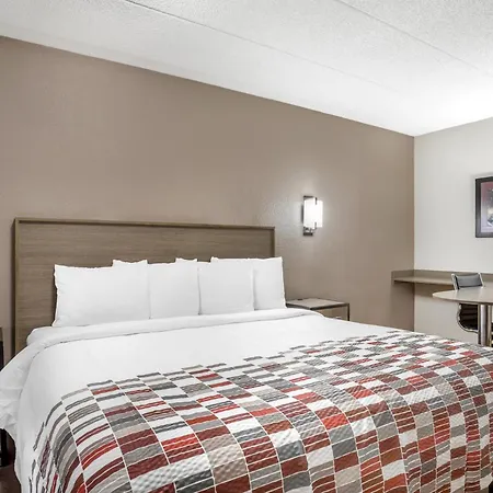Red Roof Inn Tinton Falls-Jersey Shore Exterior photo